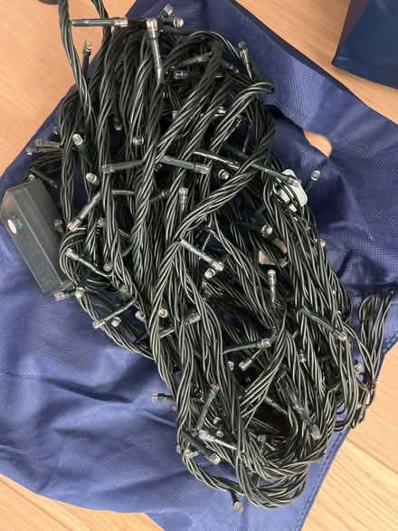 Photo of free White Christmas decors and lights (Acton W3) #4