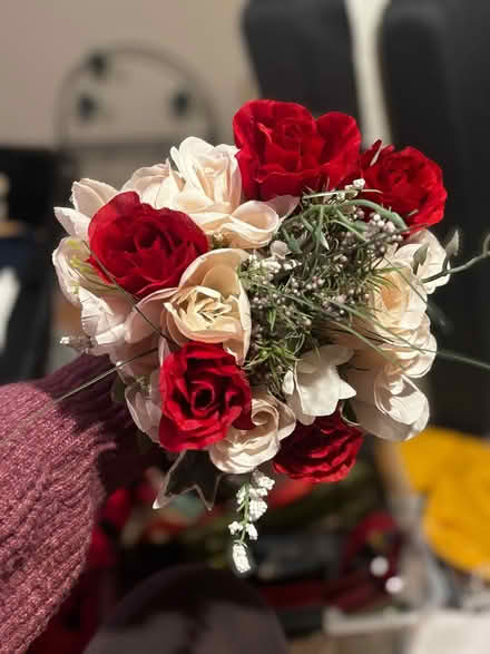 Photo of free Fake flower bouquet (Alexandria (Alexandria (Groveton), VA) #2