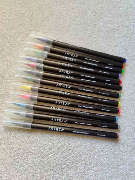 Photo of free Arteza water colour brush pens (HP4) #1