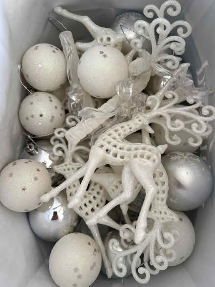 Photo of free White Christmas decors and lights (Acton W3) #2