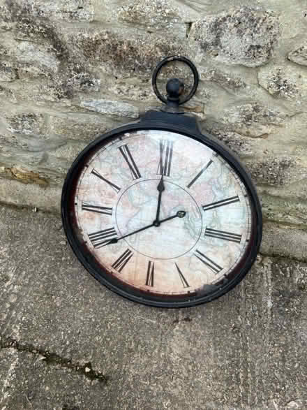 Photo of free Wall clock (GL6 France Lynch) #1