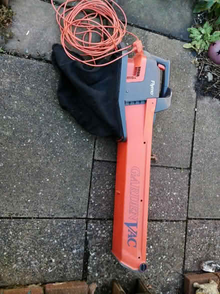 Photo of free Leaf blower (B71 westbrom) #1