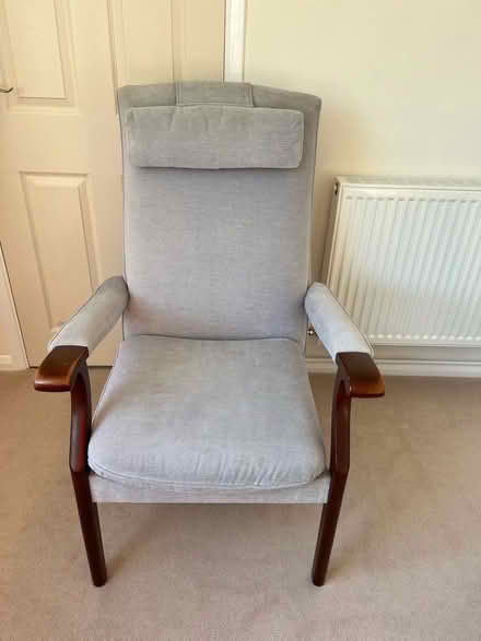 Photo of free Armchair (Cheam SM2) #1