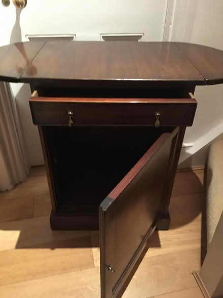 Photo of free Small wooden chest/table (Chiswick W4) #2