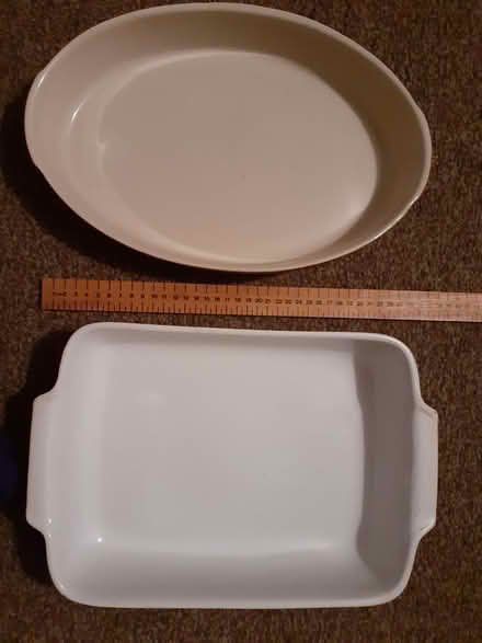 Photo of free Shallow ovenware dishes (Llangefni LL77) #1