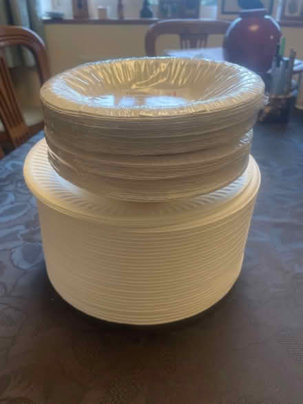 Photo of free Paper bowls/plates (MK14 - Stantonbury) #1