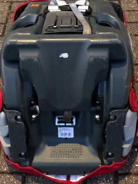 Photo of free Britax Romer Child Car Seat (Frome and surrounding) #4