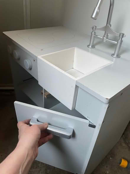 Photo of free Petite Amelie kitchen (Little Neston) #3