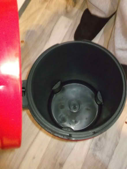 Photo of free Pedal bin (Ainsdale PR8) #2