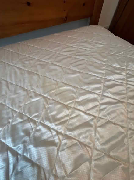 Photo of free Double mattress (4’ 6) (London Fields E8) #2