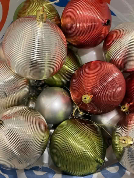Photo of free Christmas decorations (Twickenham TW1) #1