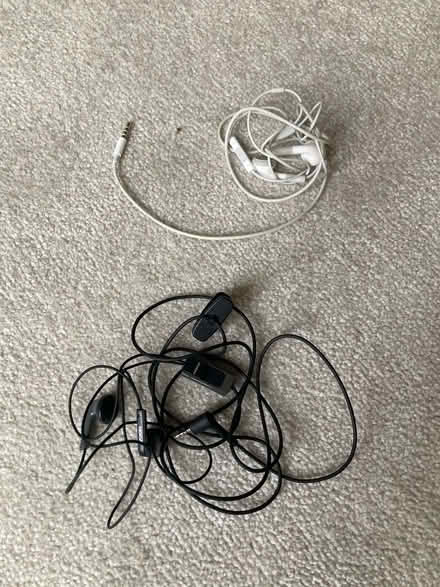 Photo of free Various sets of ear phones (Marlow Bottom SL7) #1