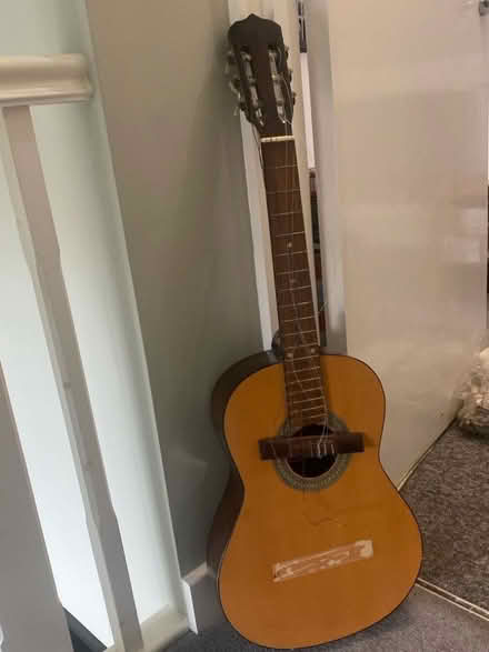 Photo of free Spanish/classical guitar (Berkhamsted HP4) #1