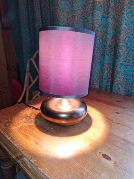 Photo of free 2 table lamps (Gospel Oak NW5) #4