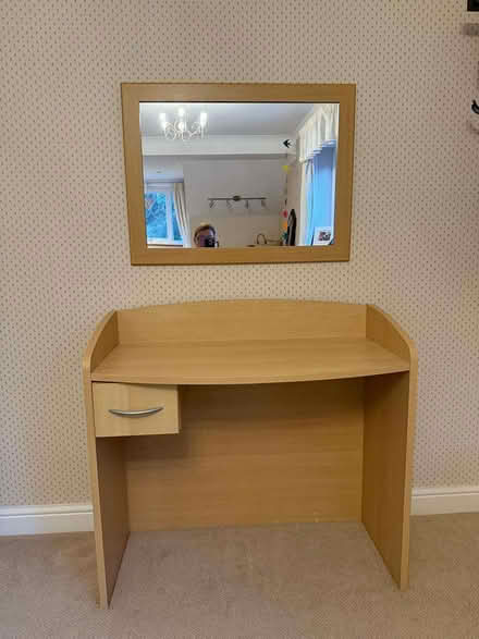 Photo of free Dressing table, stool and mirror (IP2) #2