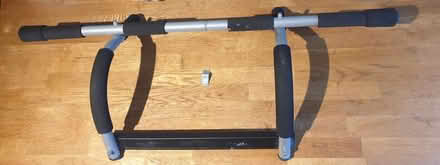 Photo of free Door frame pull up bar (Off Shooters Hill Road SE18) #2