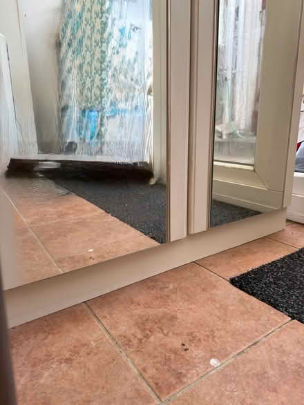 Photo of free Wardrobe (ME2) #4