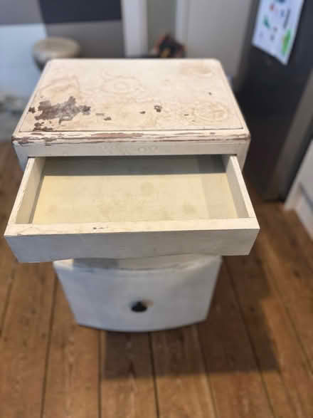 Photo of free Bedside Cabinet (CT11) #4
