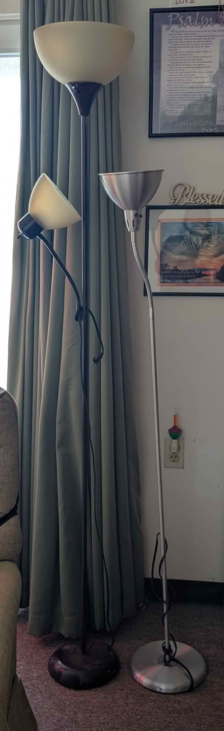 Photo of free 1 floor lamp (Mammoth Rd, Dracut) #1