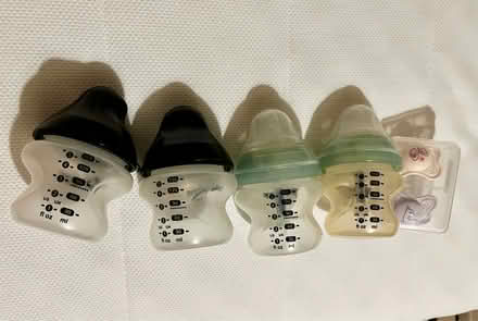 Photo of free Baby bottles & dummies (Wandle Park) #1