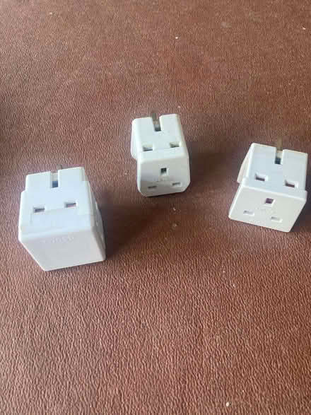 Photo of free 3 x 3pin plug adaptors (Marlow Bottom SL7) #1