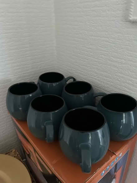 Photo of free Glasses. Cups . Oven dishes. Slow cooker airfryer (Bannockburn FK7) #1