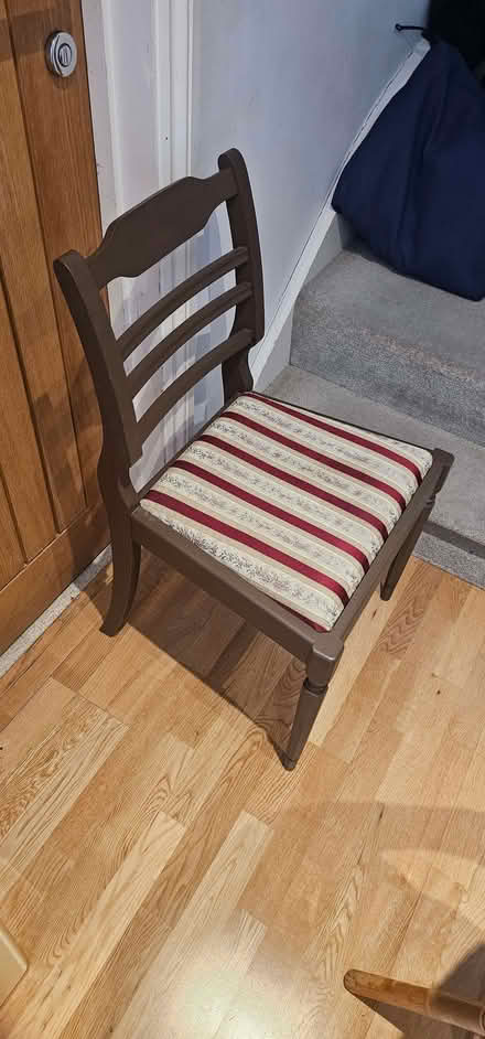 Photo of free 2 chairs, good condition, sturdy old. (Kemptown BN2) #2