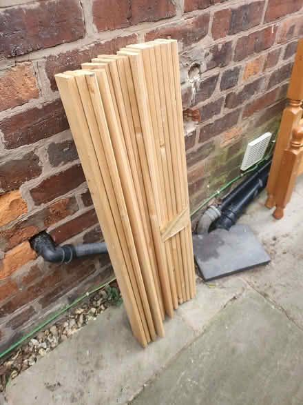 Photo of free A single pine bed frame without any nuts or bolts. (Belle Vue SY3) #2