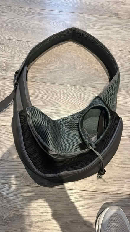 Photo of free Bag to carry small dog (CR7 7EN) #1