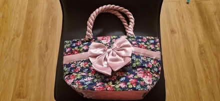 Photo of free flower handbag (CliftonM,YO30) #1