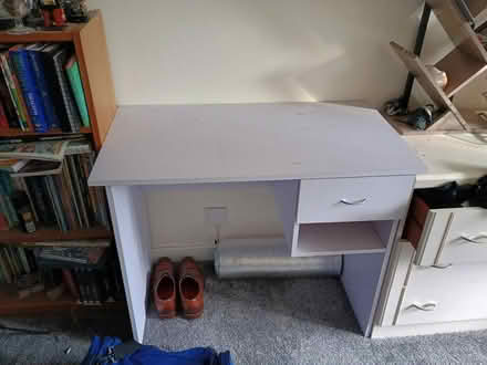 Photo of free White Desk (CT2) #1