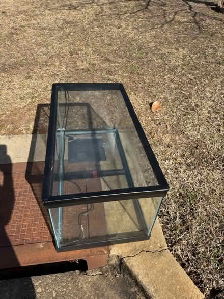 Photo of free Terrarium, aquarium, vivarium (Hawthorne off Feagin Mill WR) #2