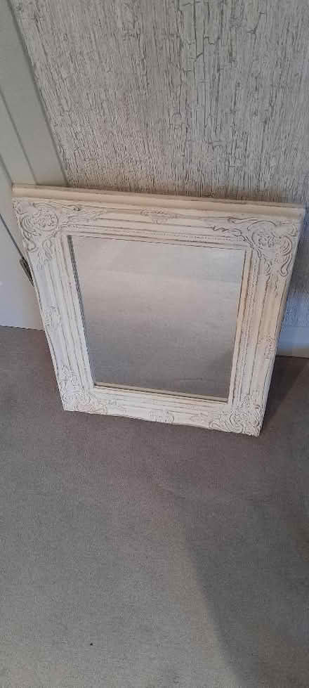 Photo of free Shabby Chic cream mirror (Slyne-with-Hest LA2) #1