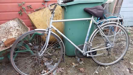 Photo of free Man's bicycle (Podsmead GL2) #1