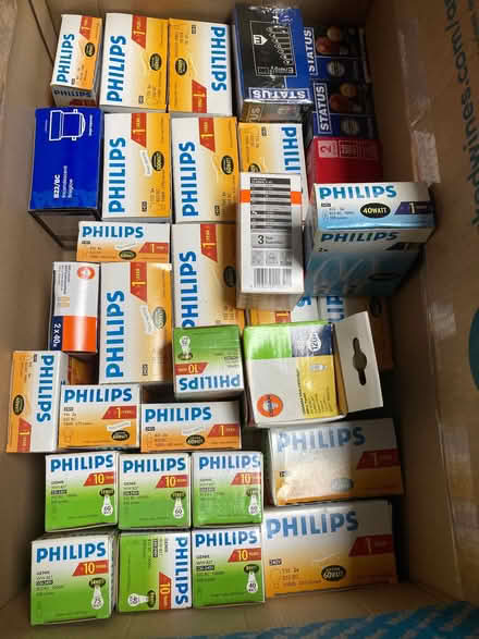 Photo of free Light bulbs (Twyford RG10) #1