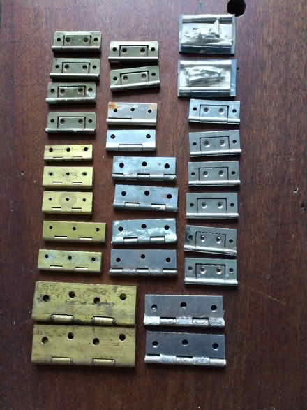 Photo of free Hinges (Newington Green N5) #1