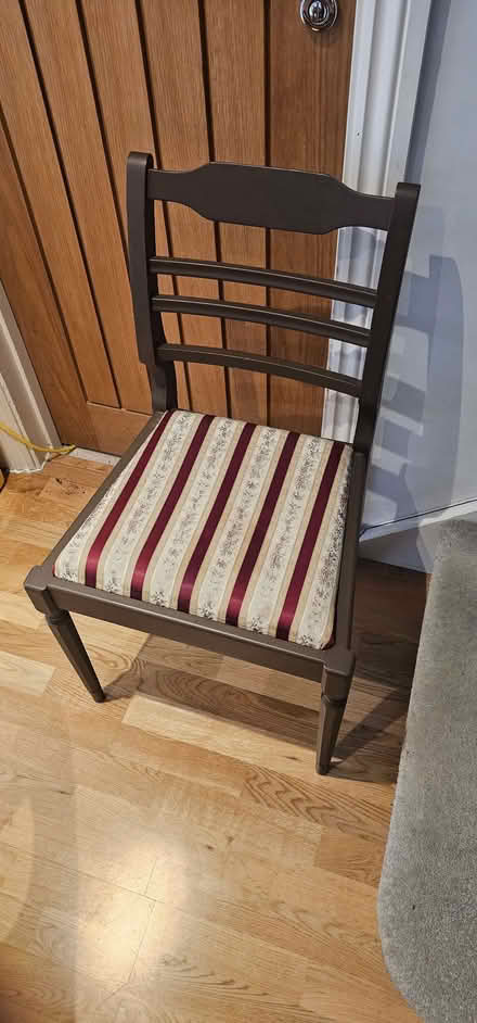 Photo of free 2 chairs, good condition, sturdy old. (Kemptown BN2) #1