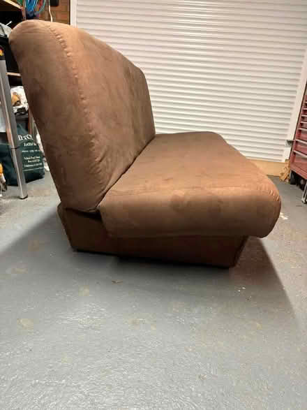 Photo of free Bed settee (CO7) #1