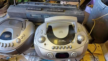 Photo of free radios (Wiggenhall St Mary The Virgin PE34) #1