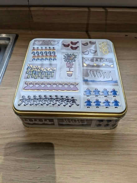 Photo of free Tubs, tins etc (M33) #3