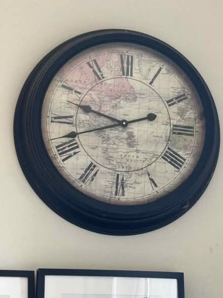 Photo of free Large wall clock (S43 chesterfield) #1