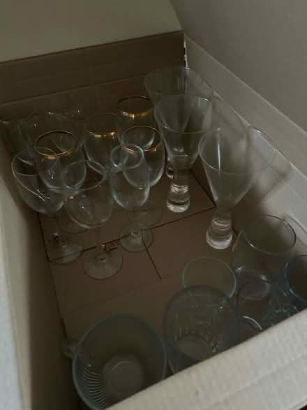 Photo of free Glasses. Cups . Oven dishes. Slow cooker airfryer (Bannockburn FK7) #4
