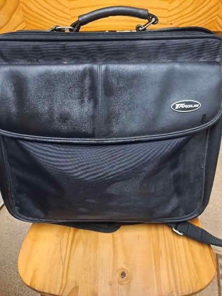 Photo of free Laptop DELL. (West Croydon CR0) #2