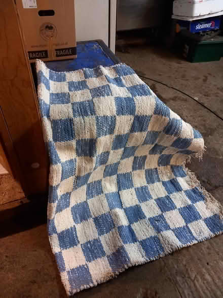 Photo of free Blue & White Rug (Leatherhead KT22) #1