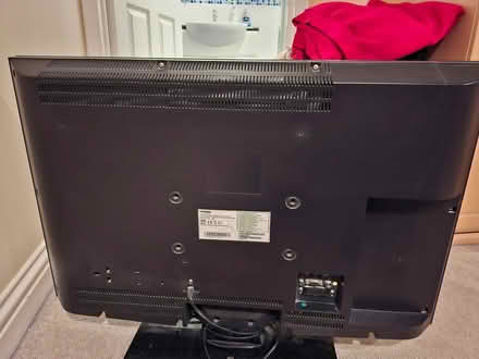 Photo of free Toshiba 32 inch HD TV (Woodhall Farm HP2) #3