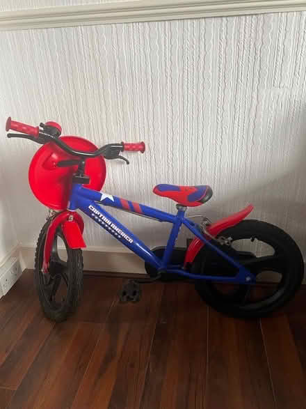Photo of free Bike for Kids - with Stabilisers (DA1) #3