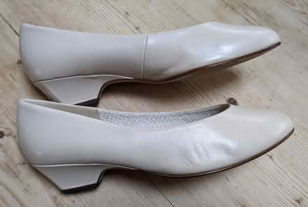 Photo of free Oyster Colour Shoes by Gabor size 5 (Pollards Hill CR4) #3