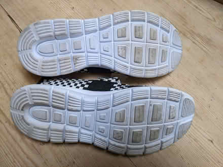 Photo of free Black and White Shoes size 39 (Pollards Hill CR4) #3