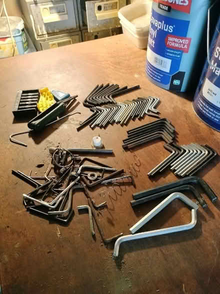 Photo of free Allen keys (Cefn Mawr LL14) #1