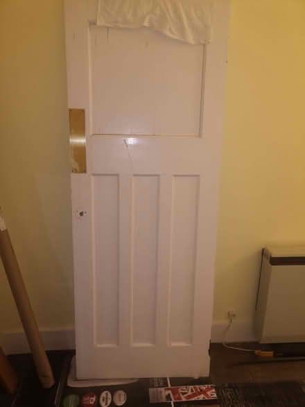 Photo of free Old wooden door (Rowlands Castle PO8) #1